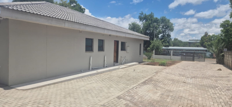 4 Bedroom Property for Sale in Bayswater Free State